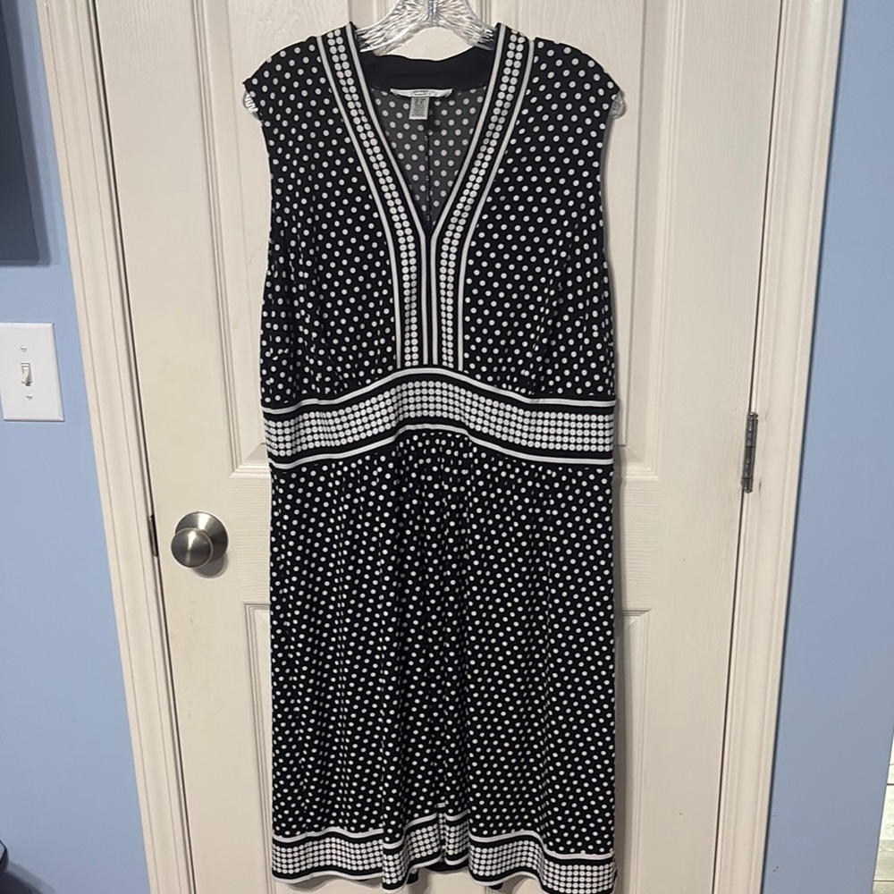 Wisp  Black and White A-line Midi Dress